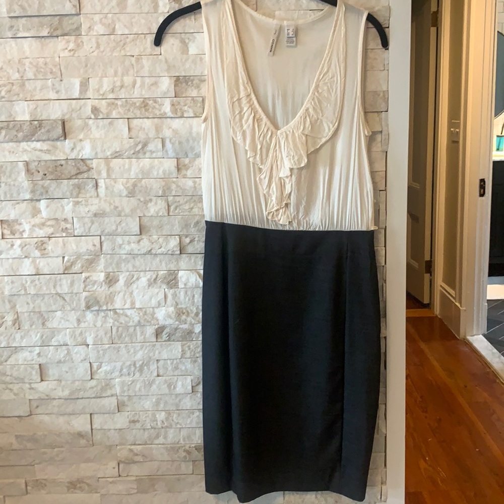 Mango suit Dress. Size US 2.